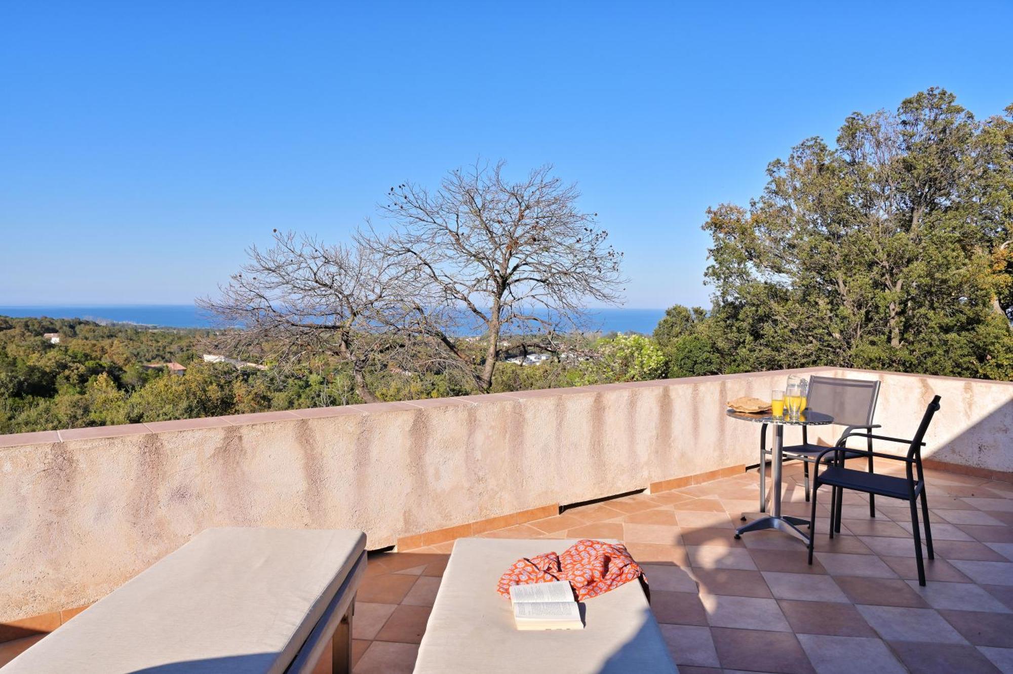 Villa vue mer dans nature protégée, plage à 1,5 km Cervione Extérieur photo